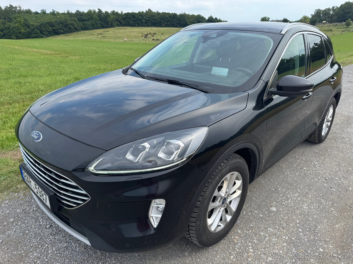 KUGA 2.0 ECOBLUE 140kW 4x4 AT/8 TITANIUM+ PLNÁ VÝBAVA ČR DPH