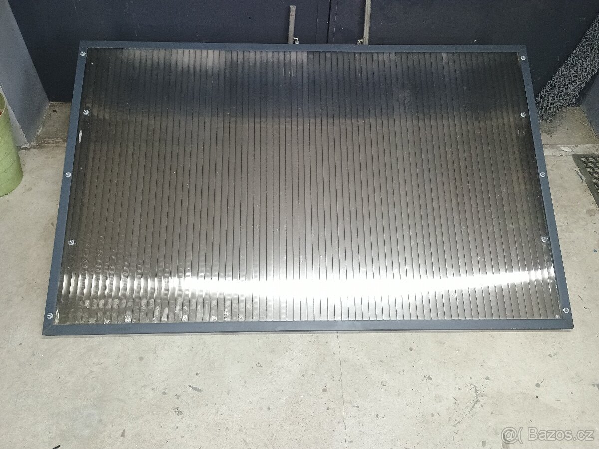 Stříška nad dveře