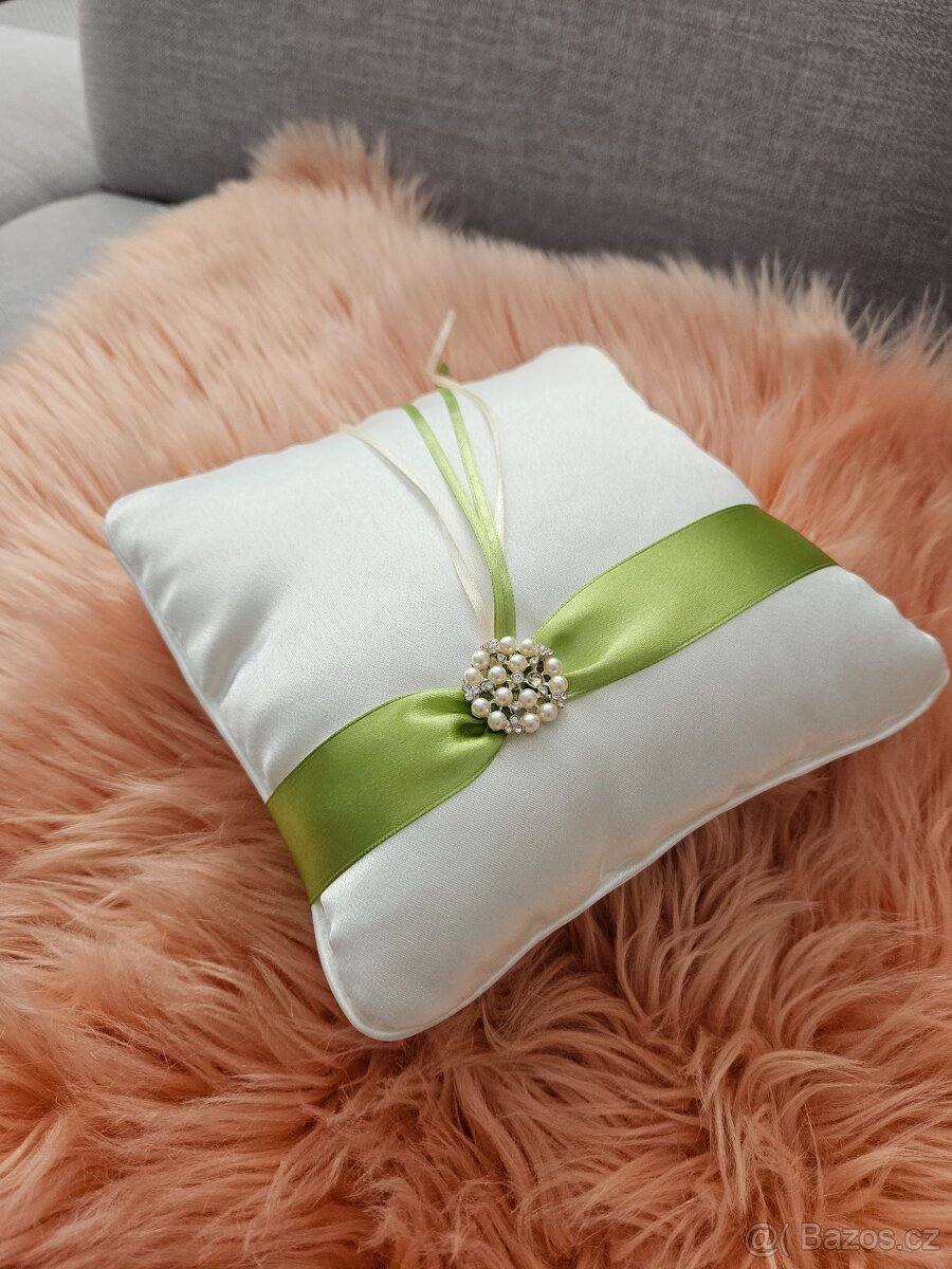 Svatební polštářek