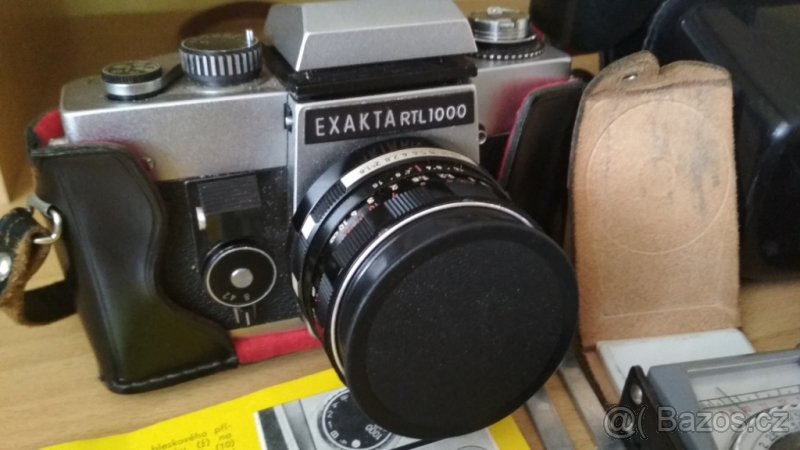 Fotoaparát EXAKTA RTL 1000 + bohaté příslušenství