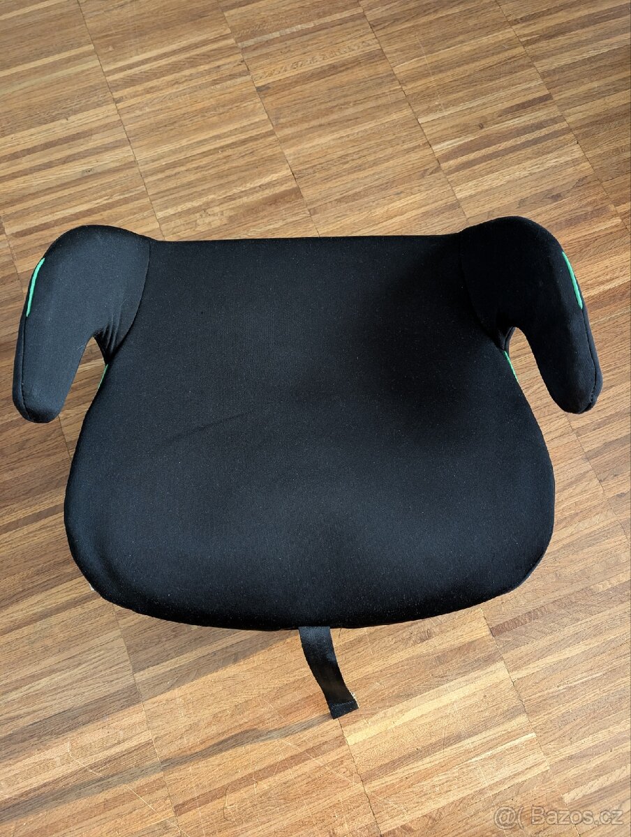 Dětský podsedák s isofixem