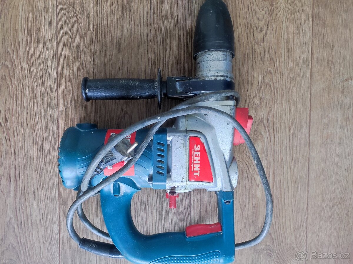 vrtací a bourací kladivo