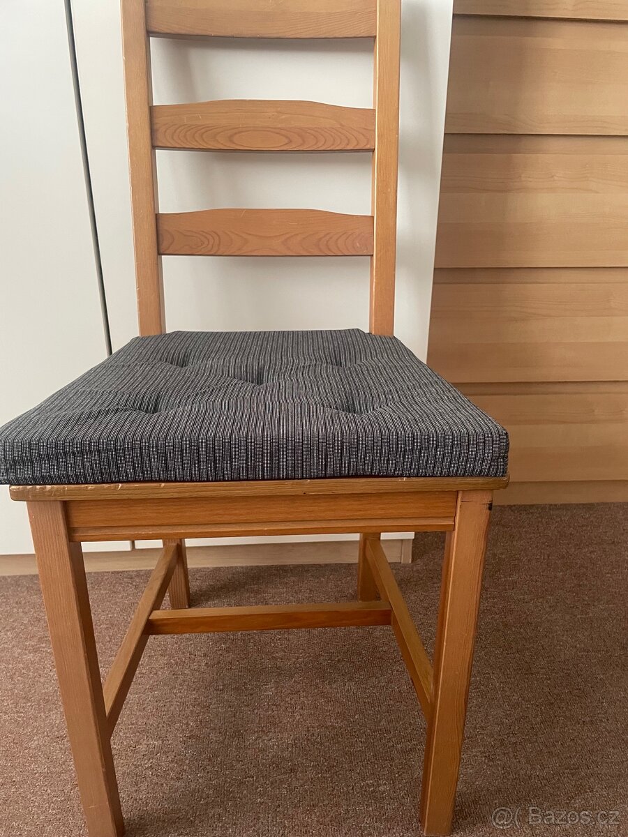 Používané židle 4ks