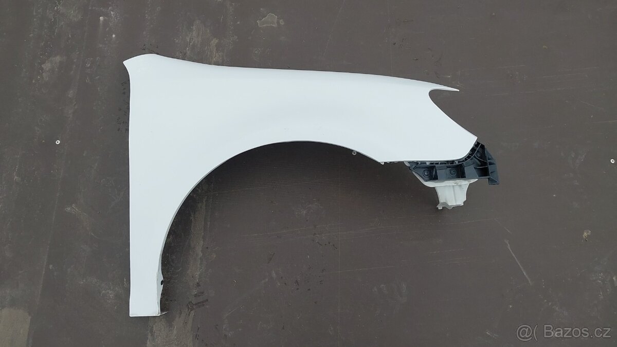 VW GOLF 6 - Blatník PP bílý LB9A