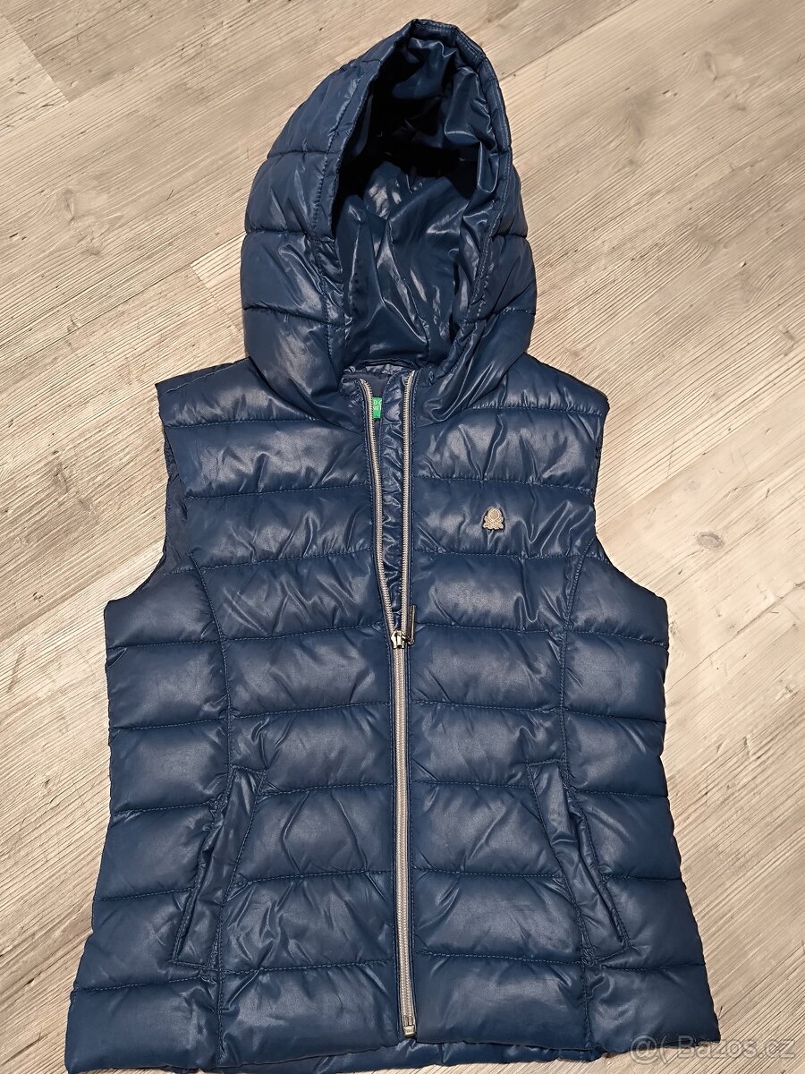 BENETTON vestička, 8-9 let