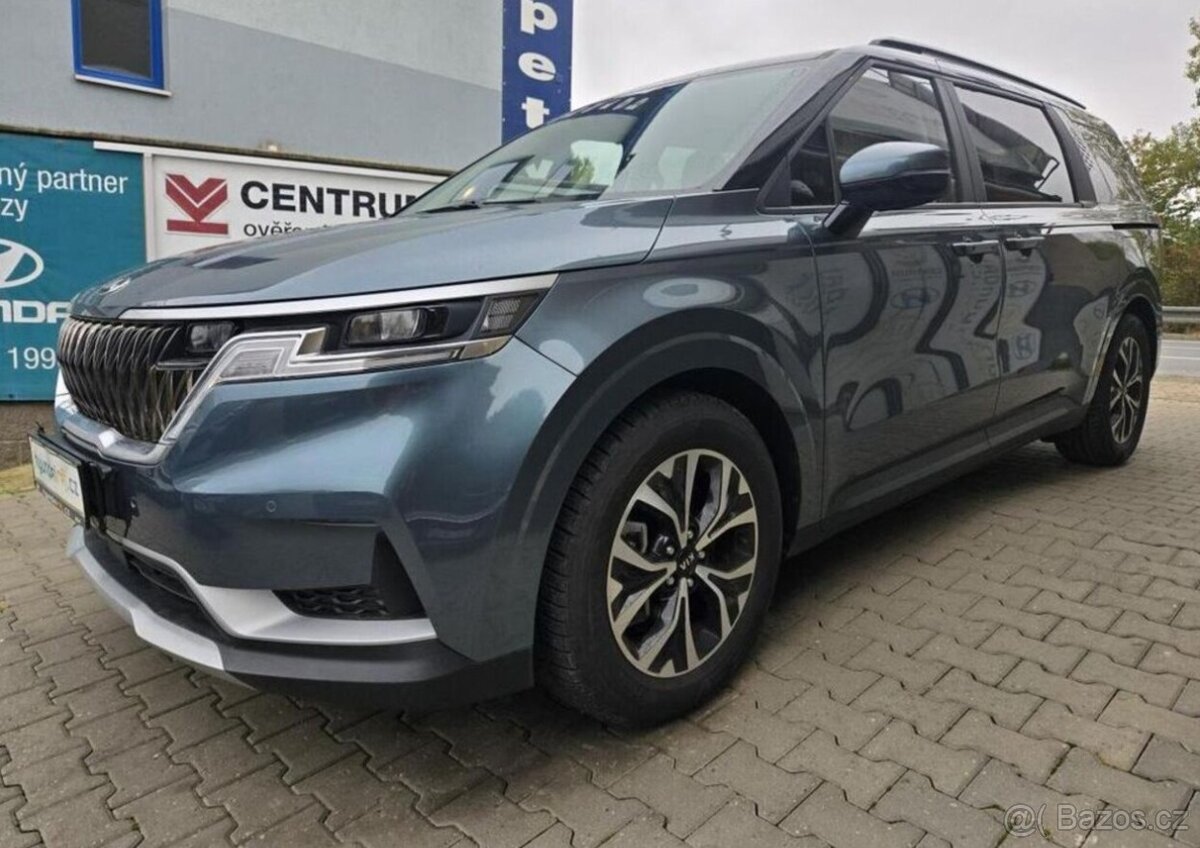 Kia Carnival 2.2- 9 míst - REZERVACE