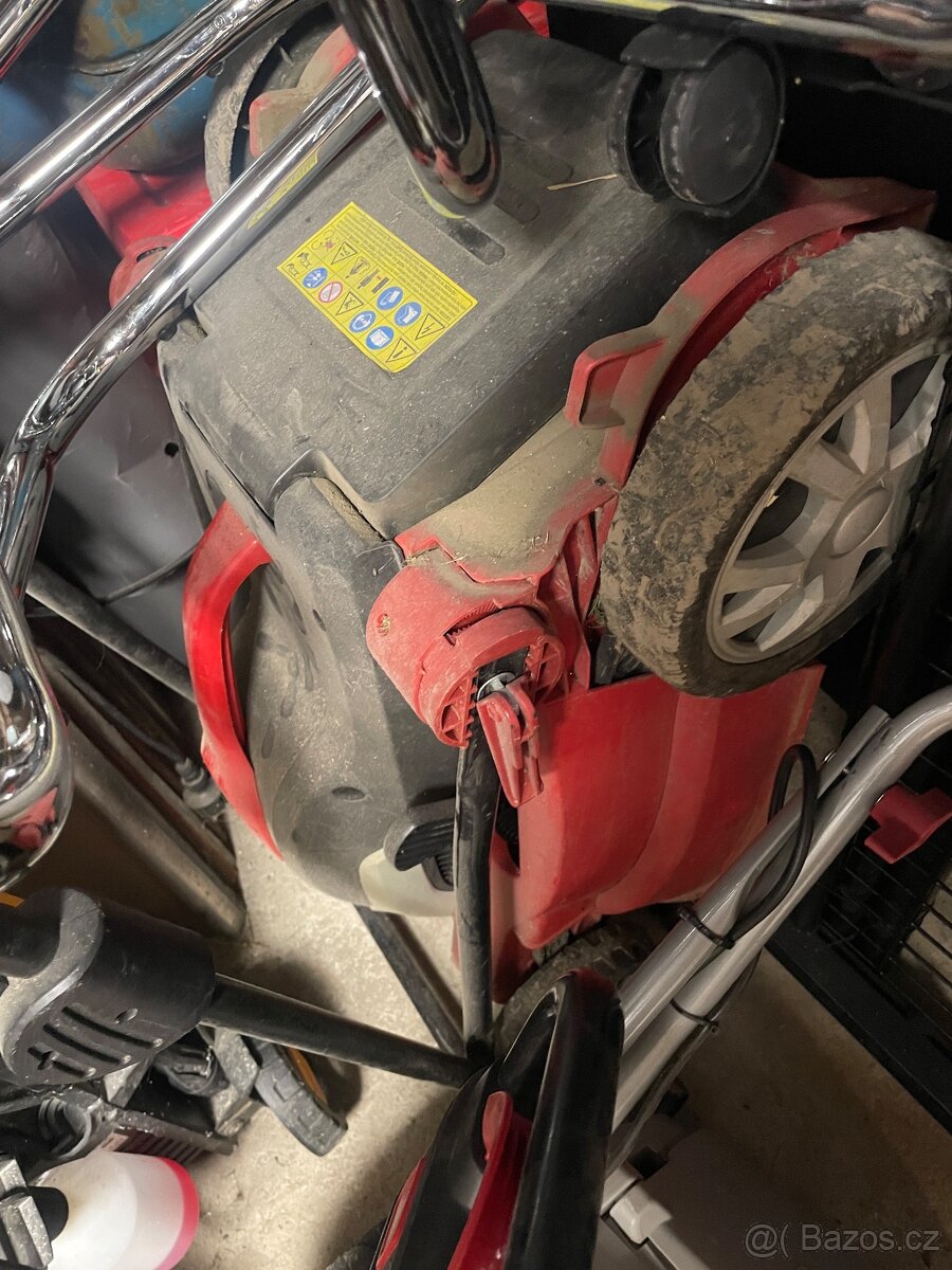 Hecht sekačka 1800w