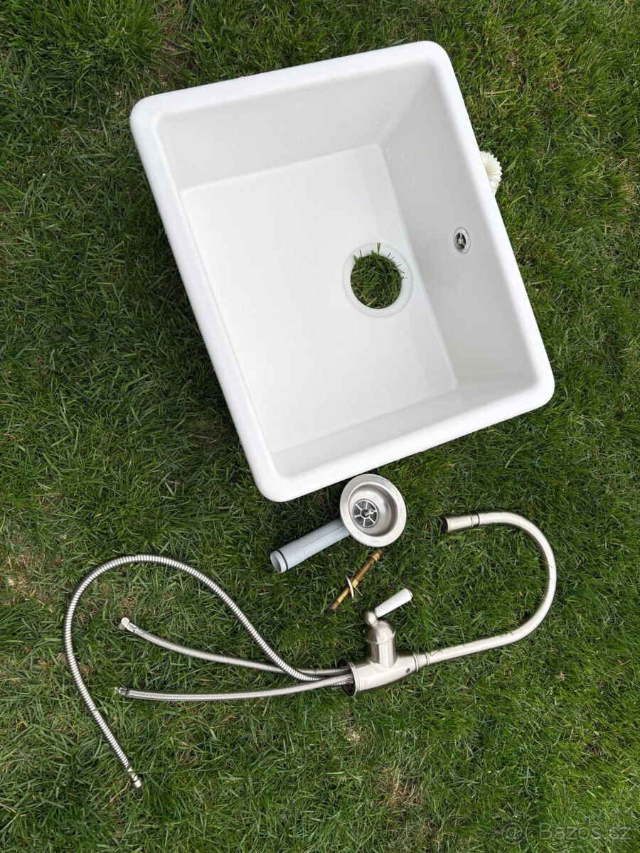 Dřez s baterií Ikea