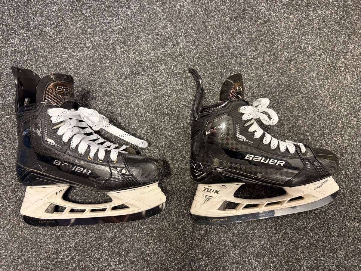 BAUER SUPREME MACH