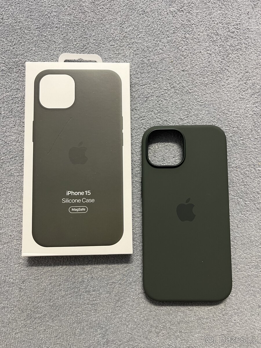 Kryt na iPhone 15 tmavě zelený