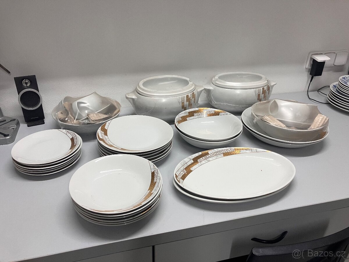 Velký Porcelanový set