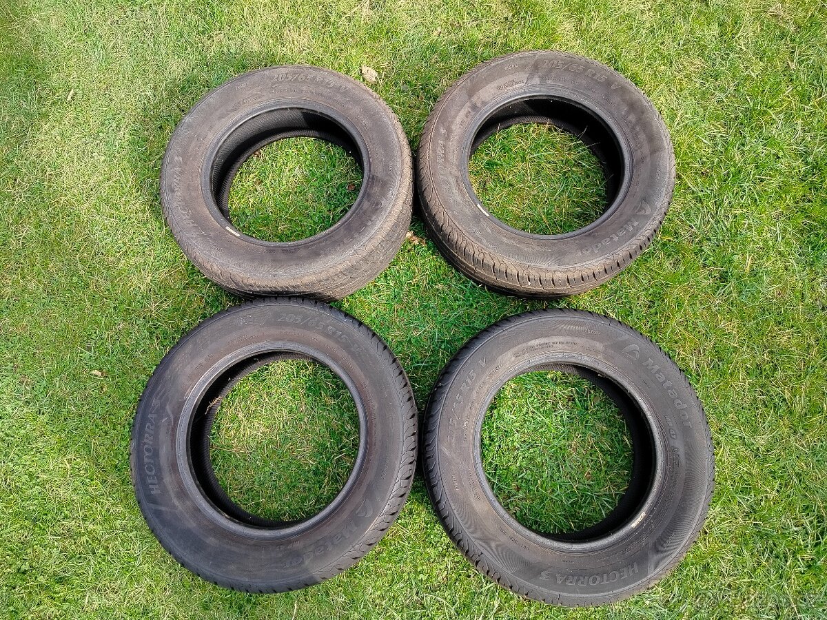 4x Letní pneu 205/65 R15