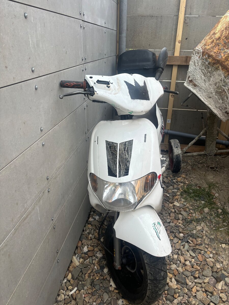 Derbi Atlantis 2T 50