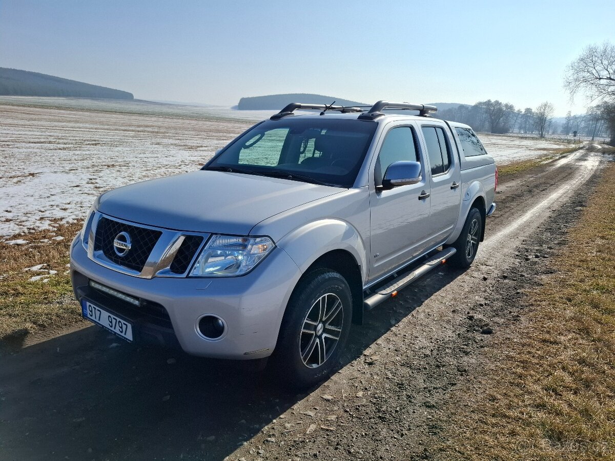 Nissan Navara 3.0 V6 automat