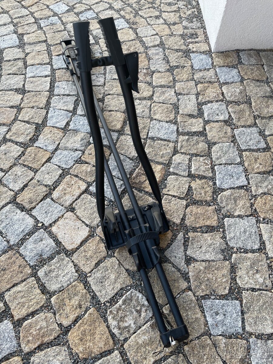 Střešní nosič Thule