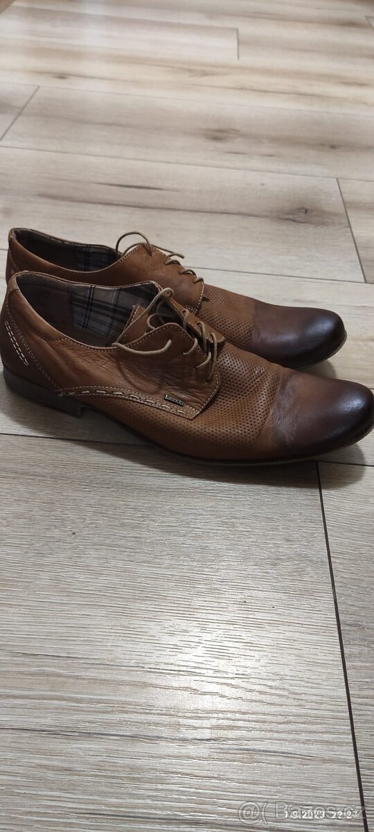 Pánské kožené polobotky Lasocki vel. 45