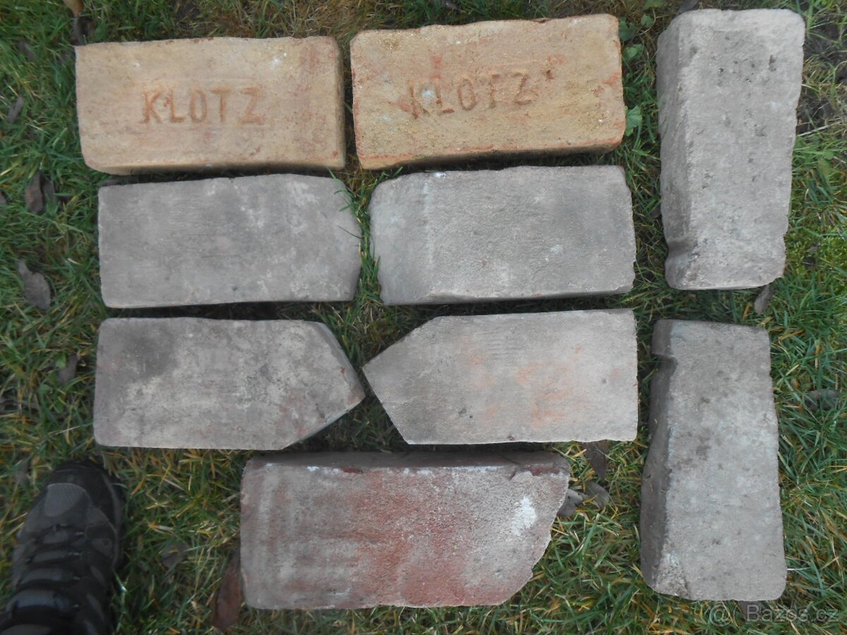 CIHLY KLOTZ
