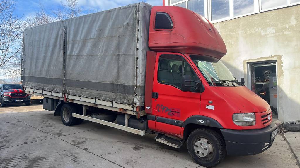 Renault mascott 130.65 E3 2,8D 92kw Sofim 8140-43S