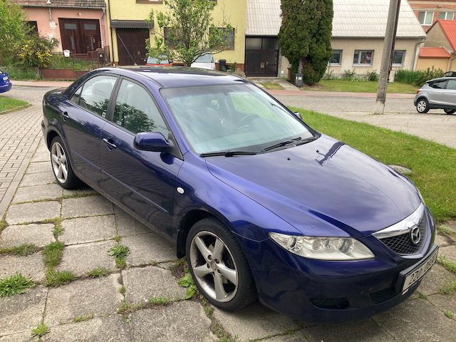 Mazda 6 - Sedan (na náhradní díly nebo k opravě)