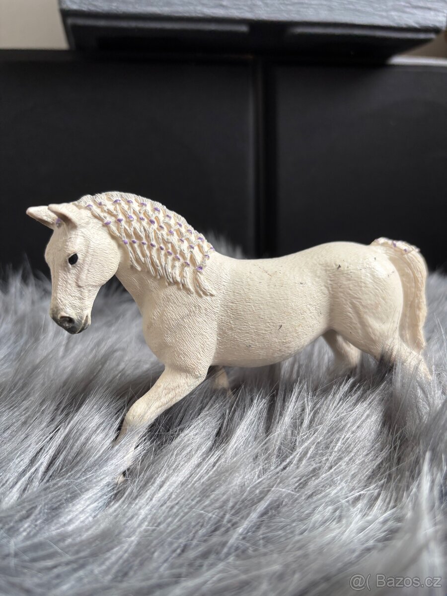 Schleich kůň