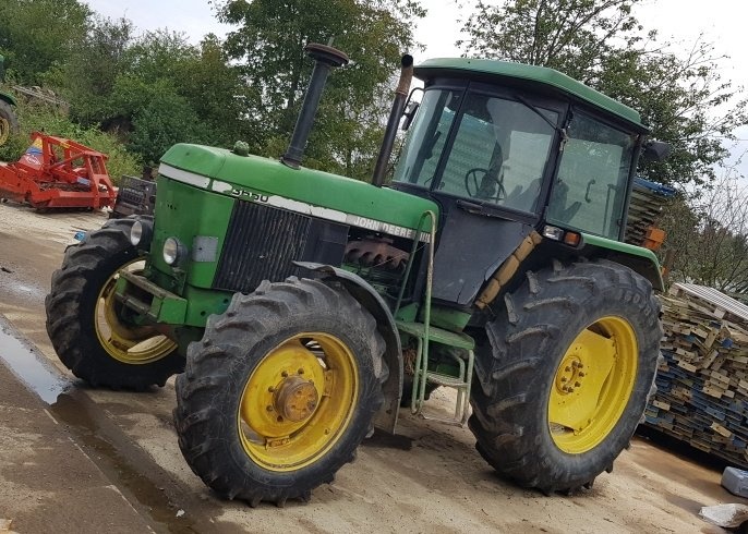 John Deere 3650