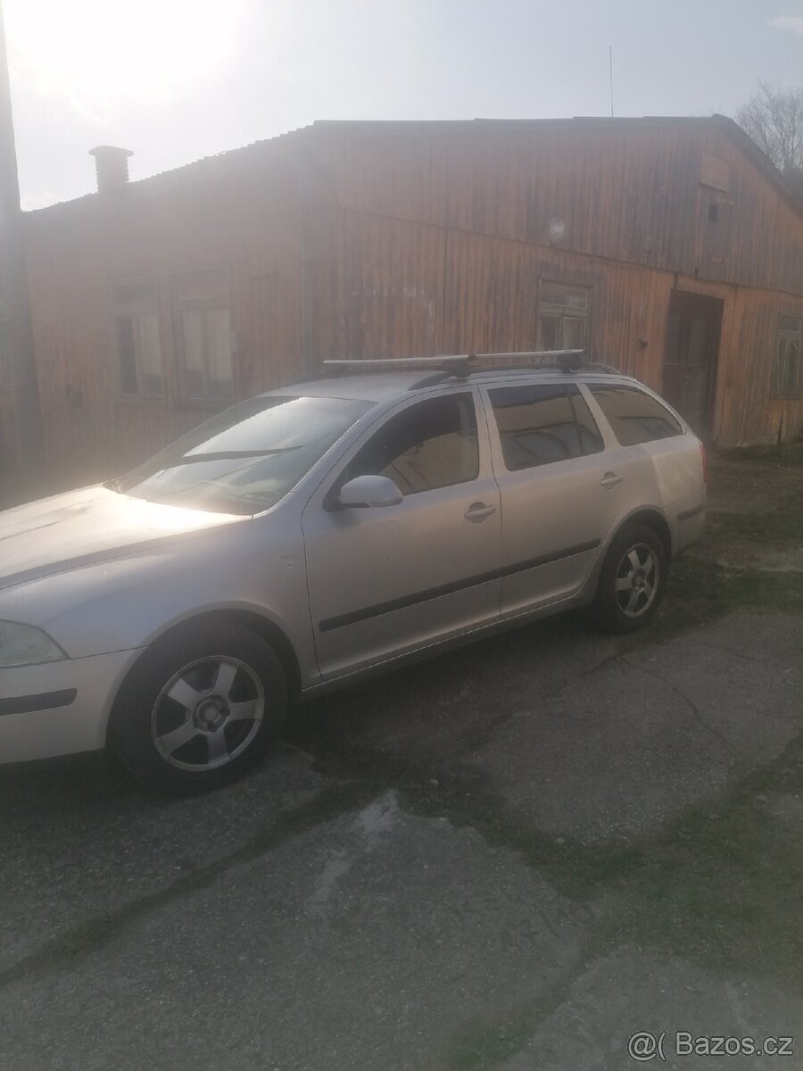 Octavia combi 2 benzín