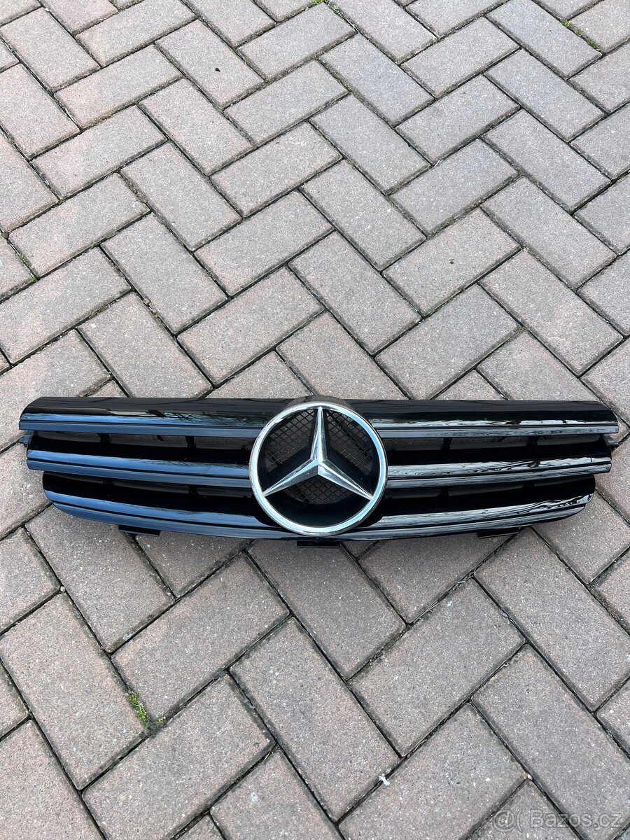 Mercedes clk maska