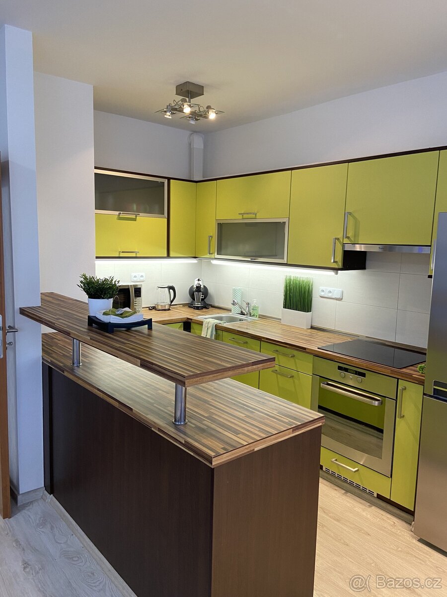 Pronájem byty 2+kk, 62 m2 - Přezletice, ev.č. 00055