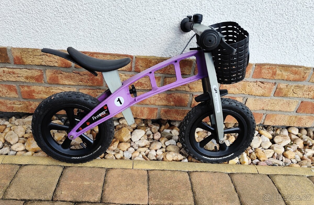 First bike, dětské odrážedlo