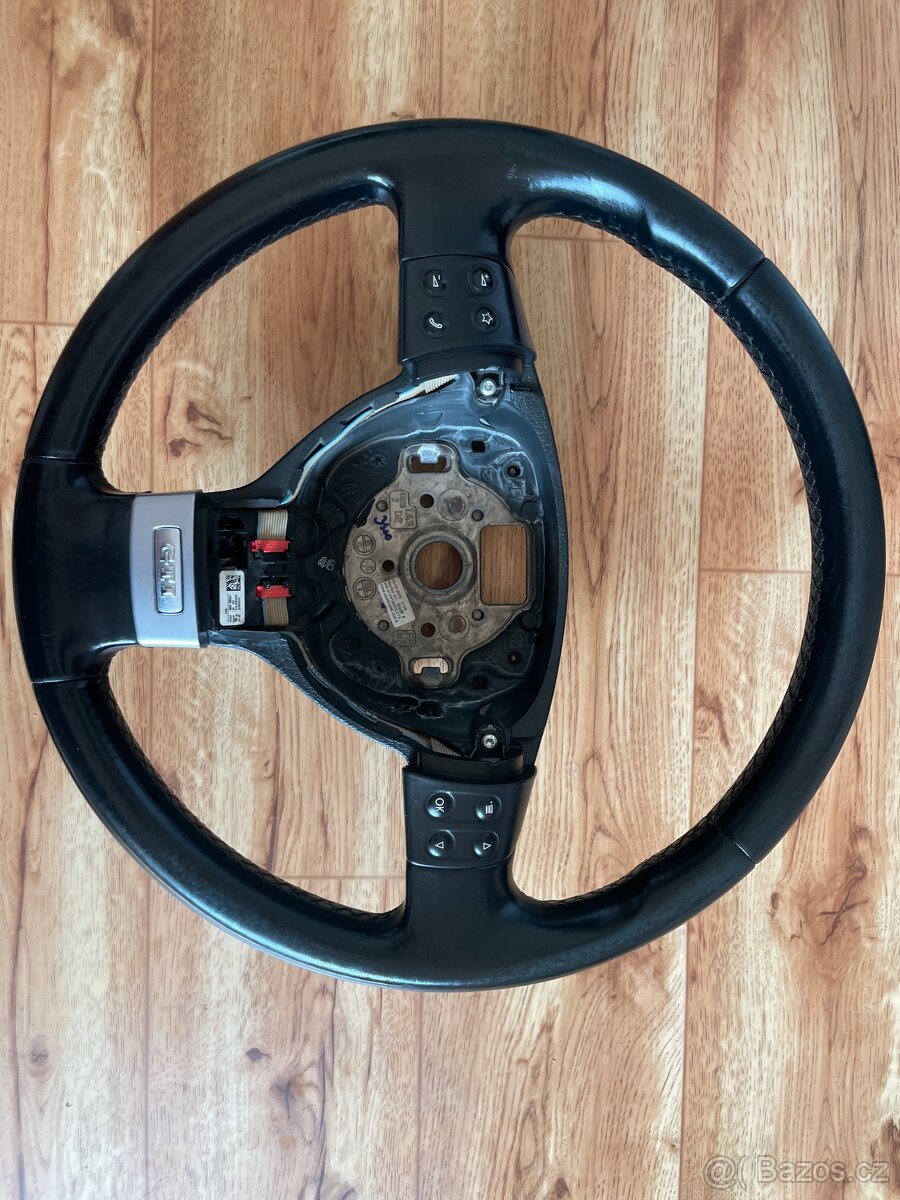 Multifunkční volant VW