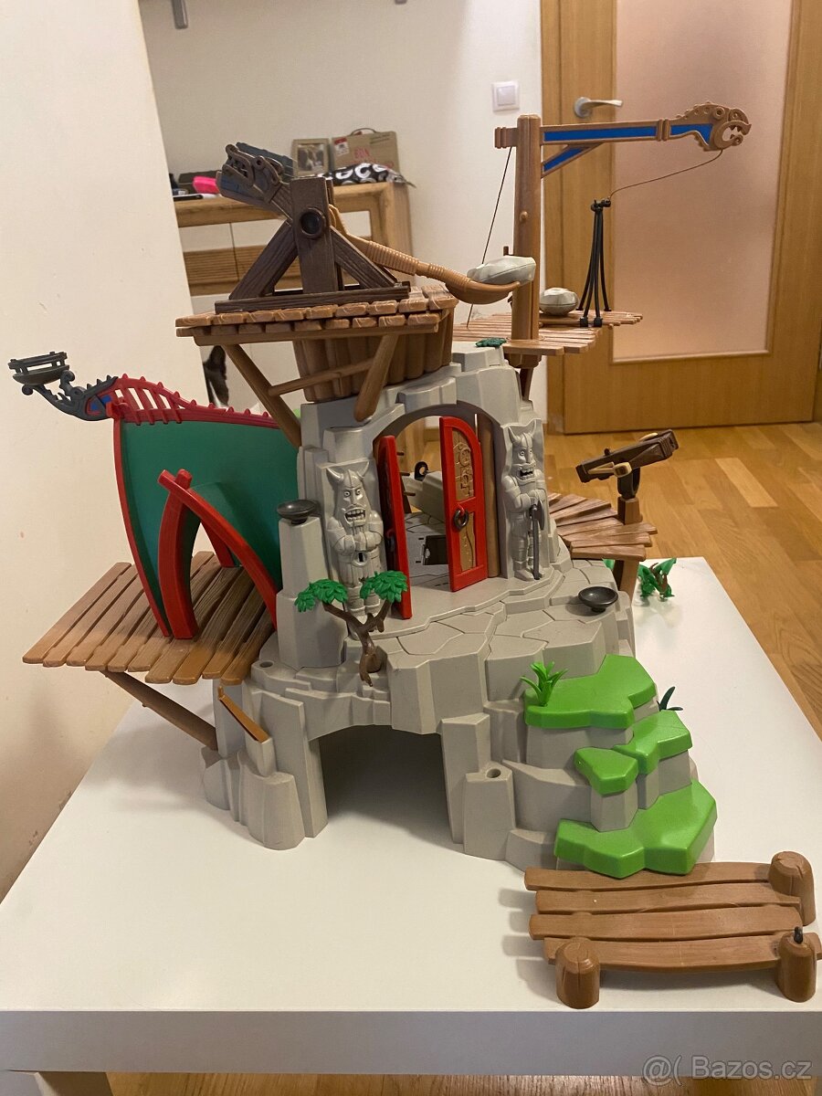 Playmobil jak vycvicit draka Berk Ostrov