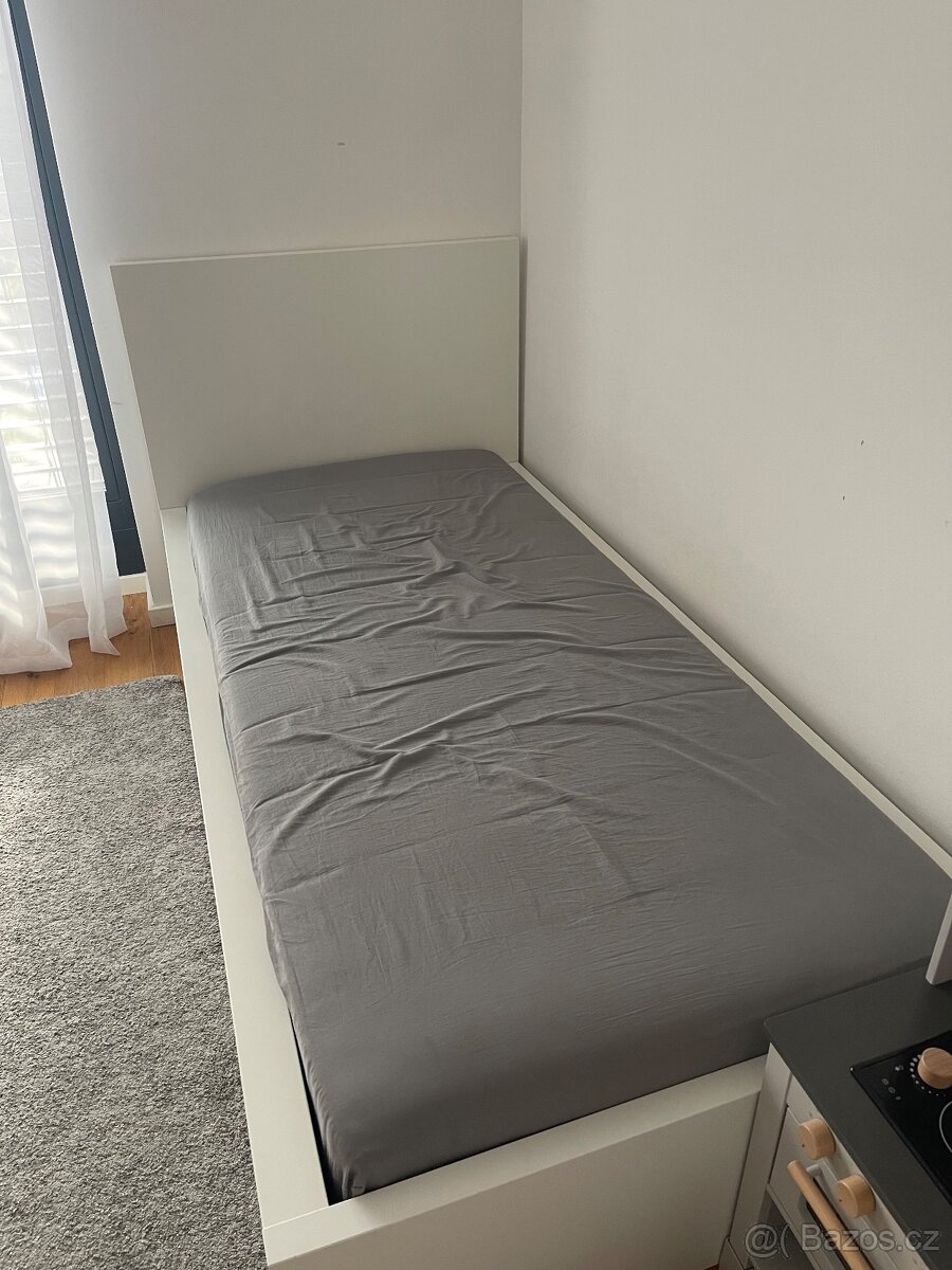 IKEA MALM