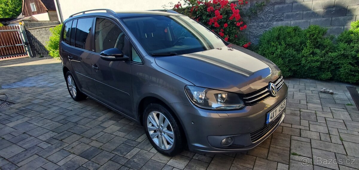 VW TOURAN 2,0 TDI CR 103 KW STYLE
