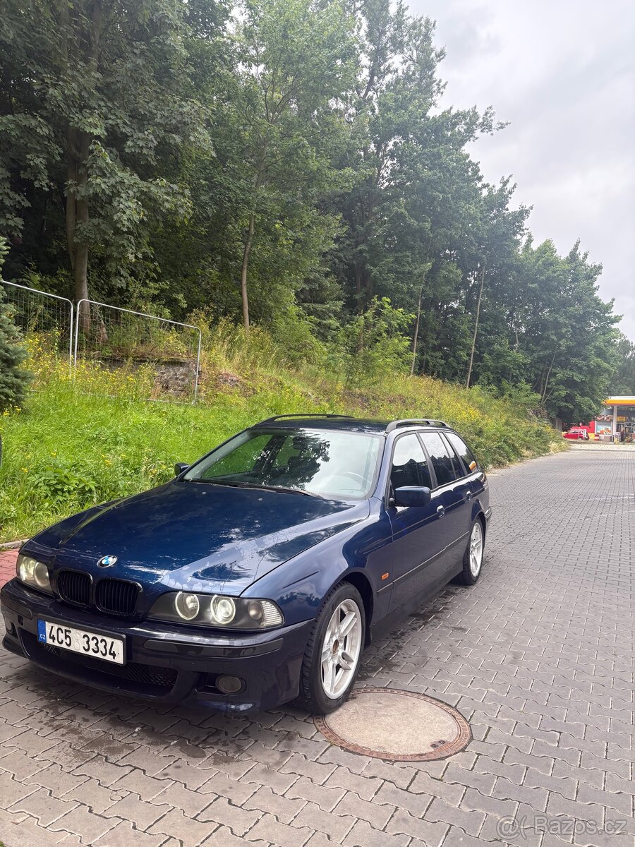 BMW E39 528i 142Kw
