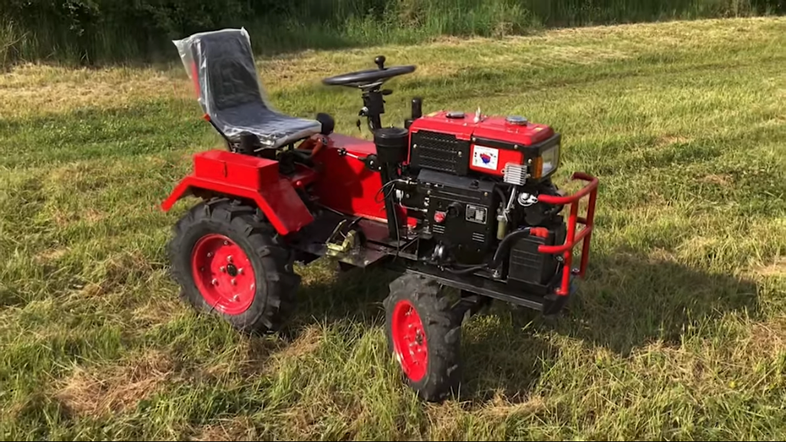 Malotraktor s dieselovym motorom