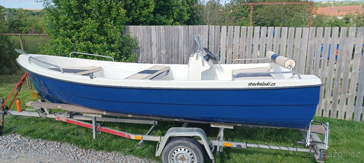 Motorový člun, loď Any 430 Open