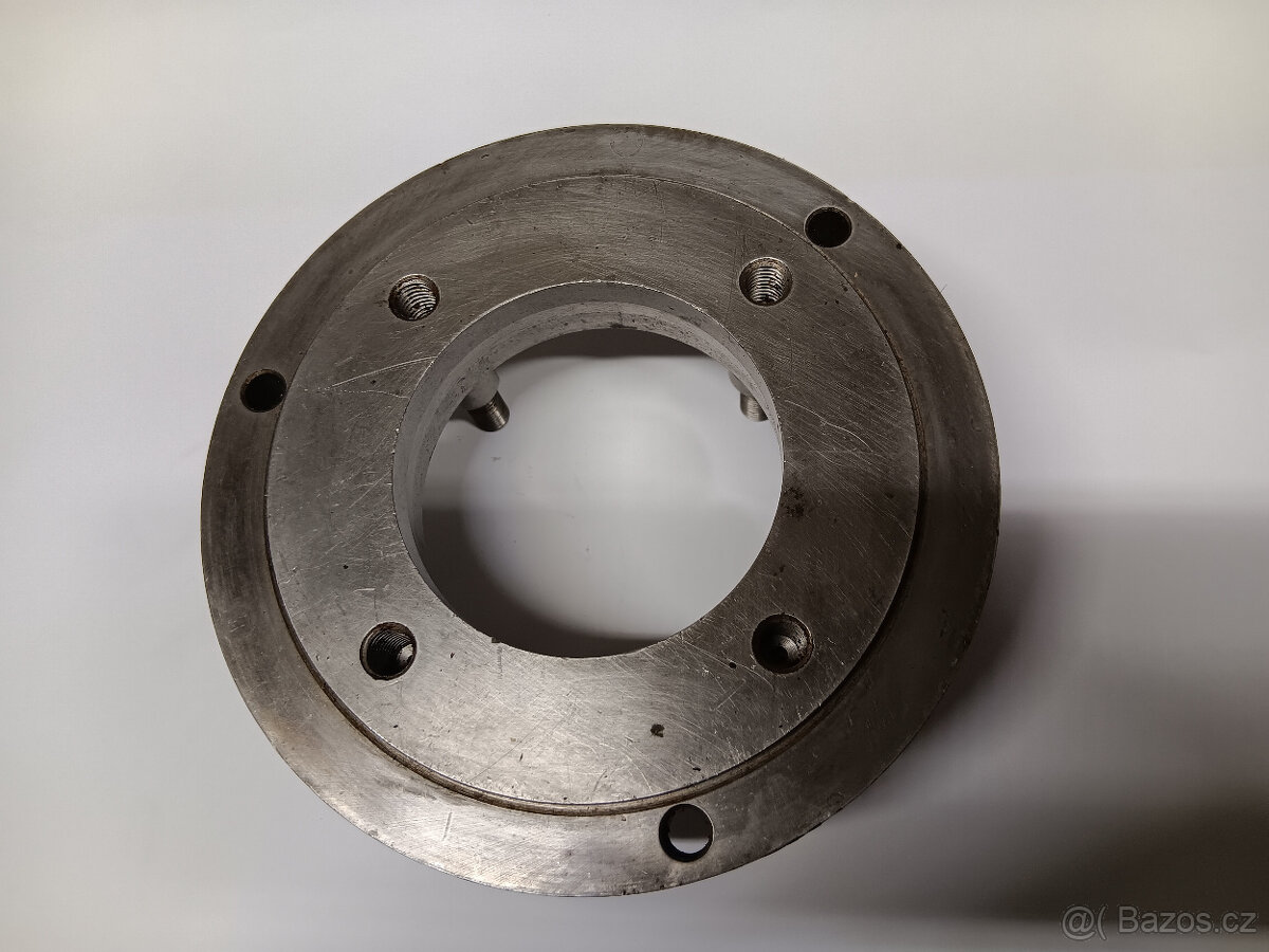 Příruba pod univerzální sklíčidlo 160.