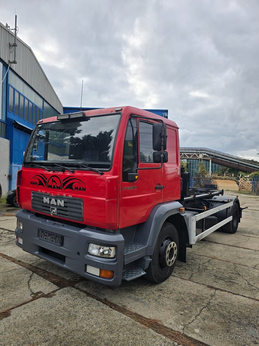 MAN LE 15.280 Hákový nosič kontejneru