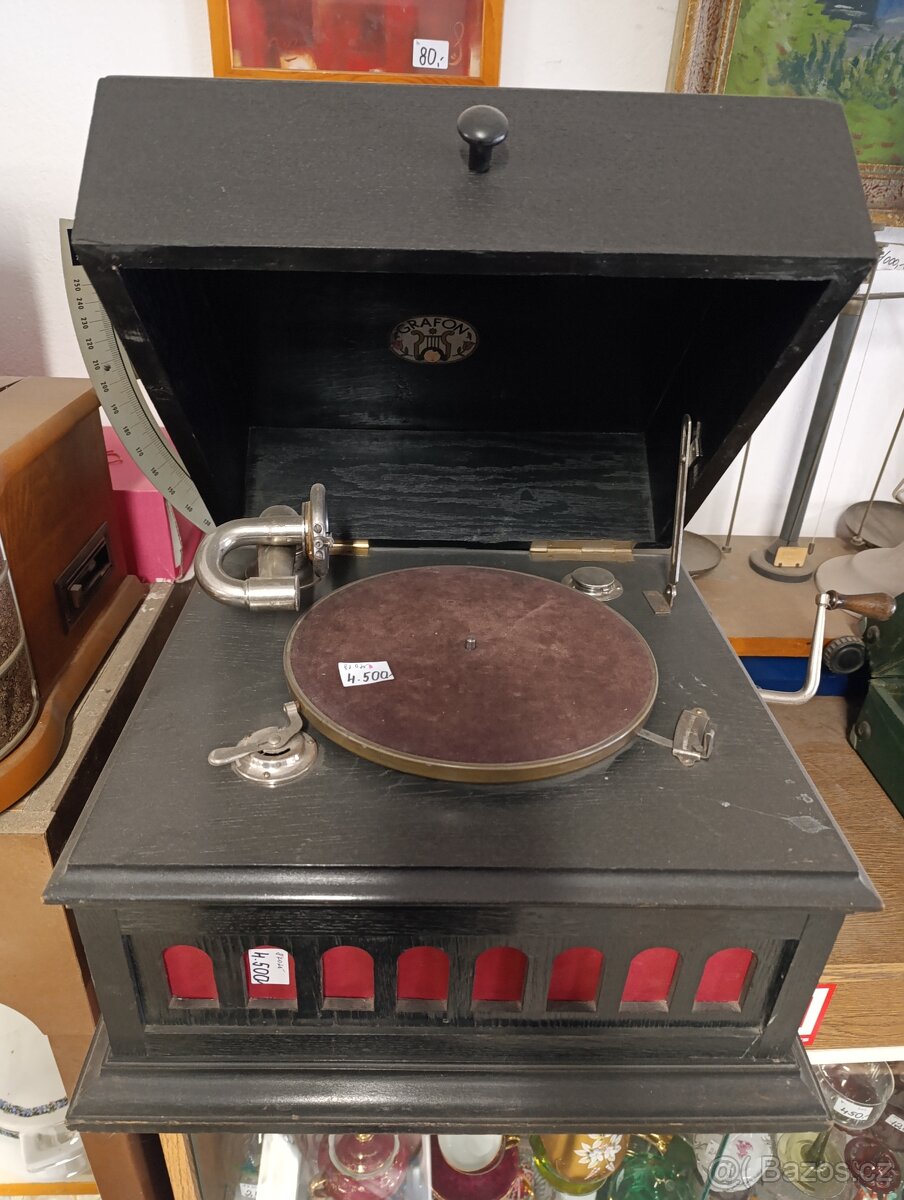 Starý gramofon