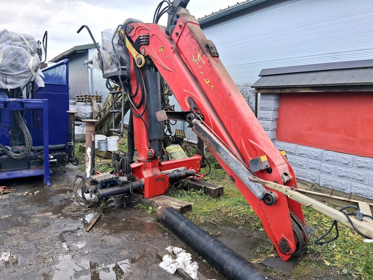 Epsilon E165Z hydraulicka ruka na drevo