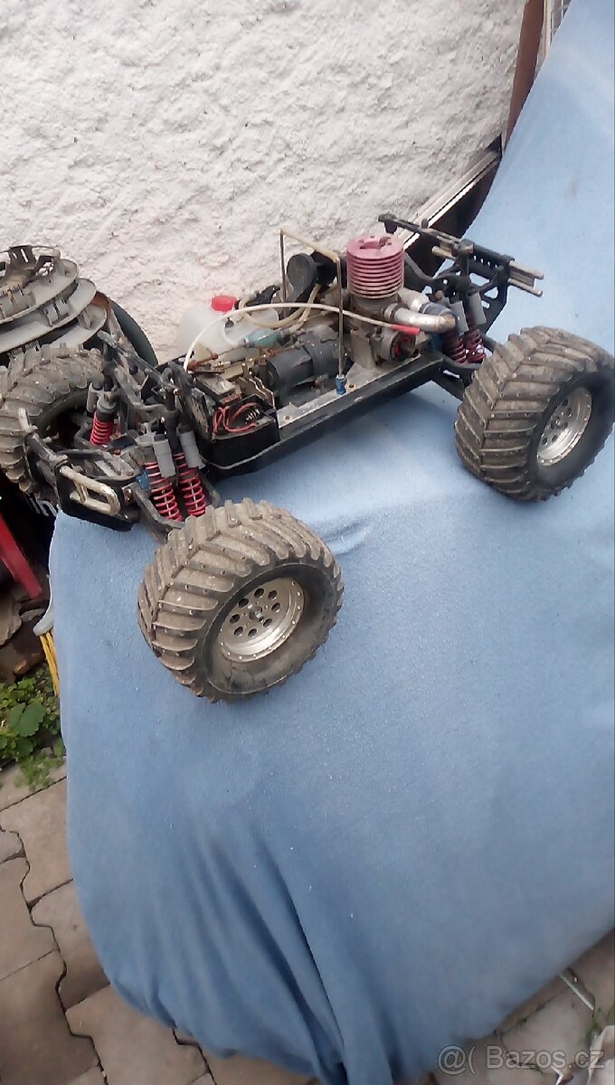 RC Nitro podvozek 1:8 MonstrTrack