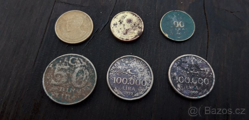 Turecké mince , stara drevena cedule