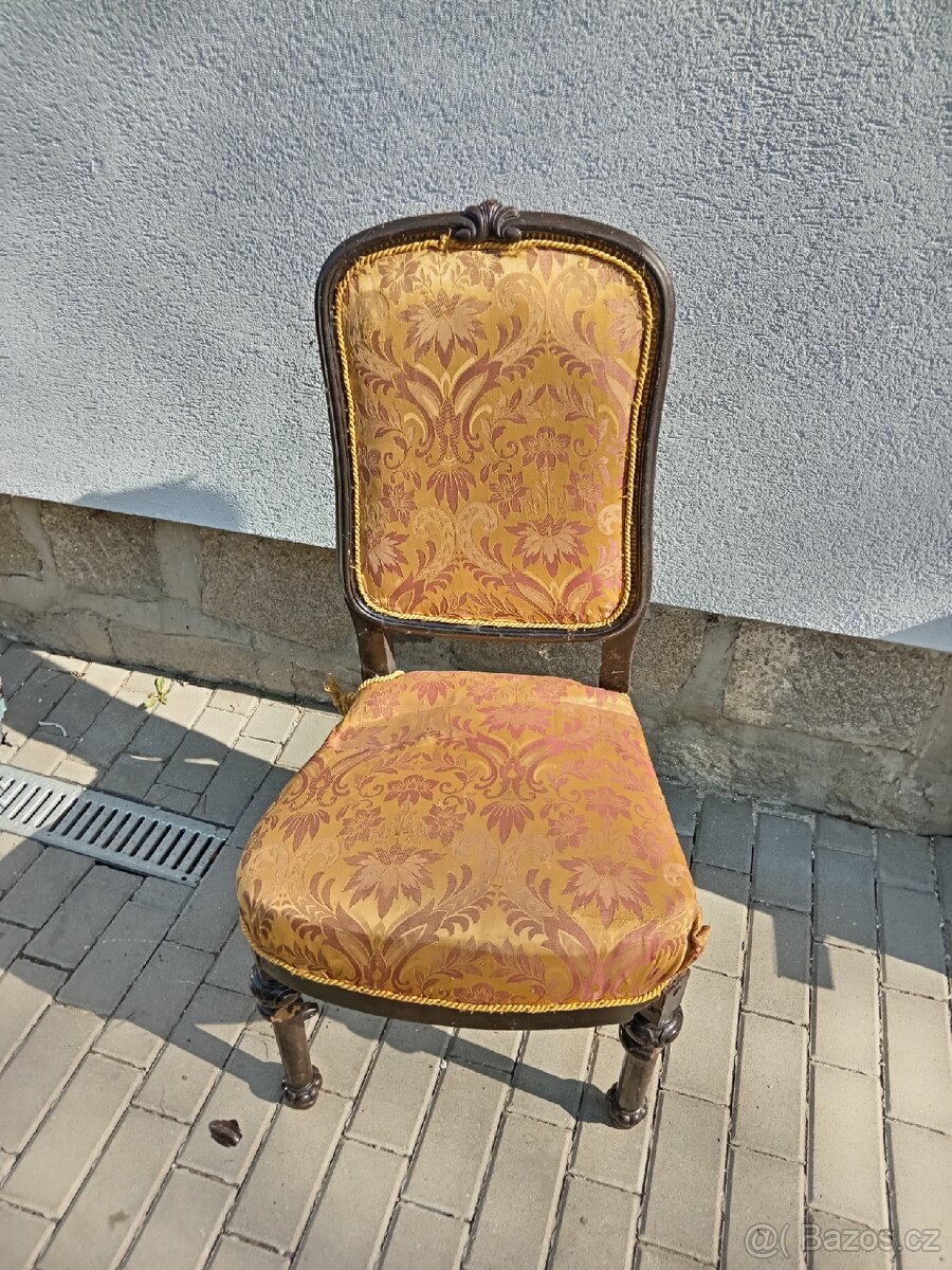 Starožitná židle