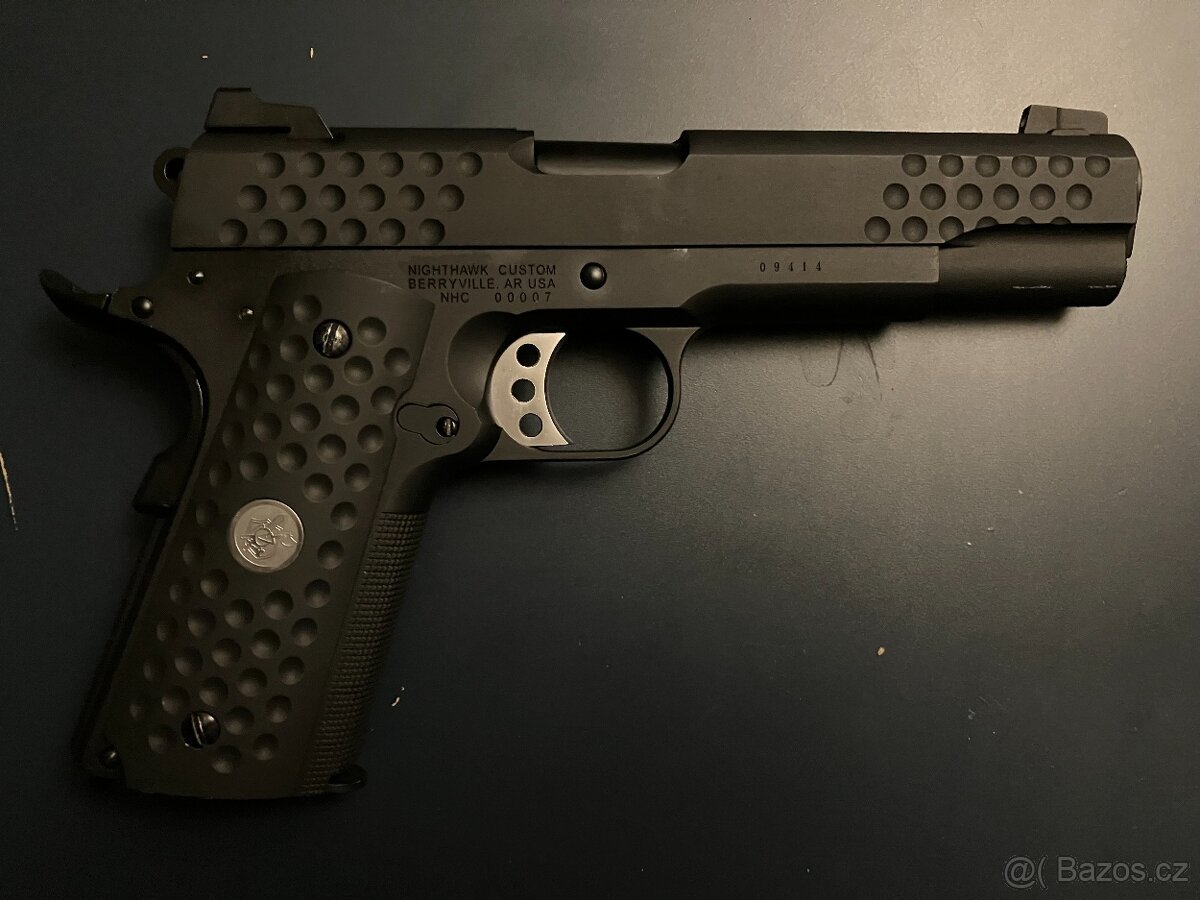Knight Hawk 1911