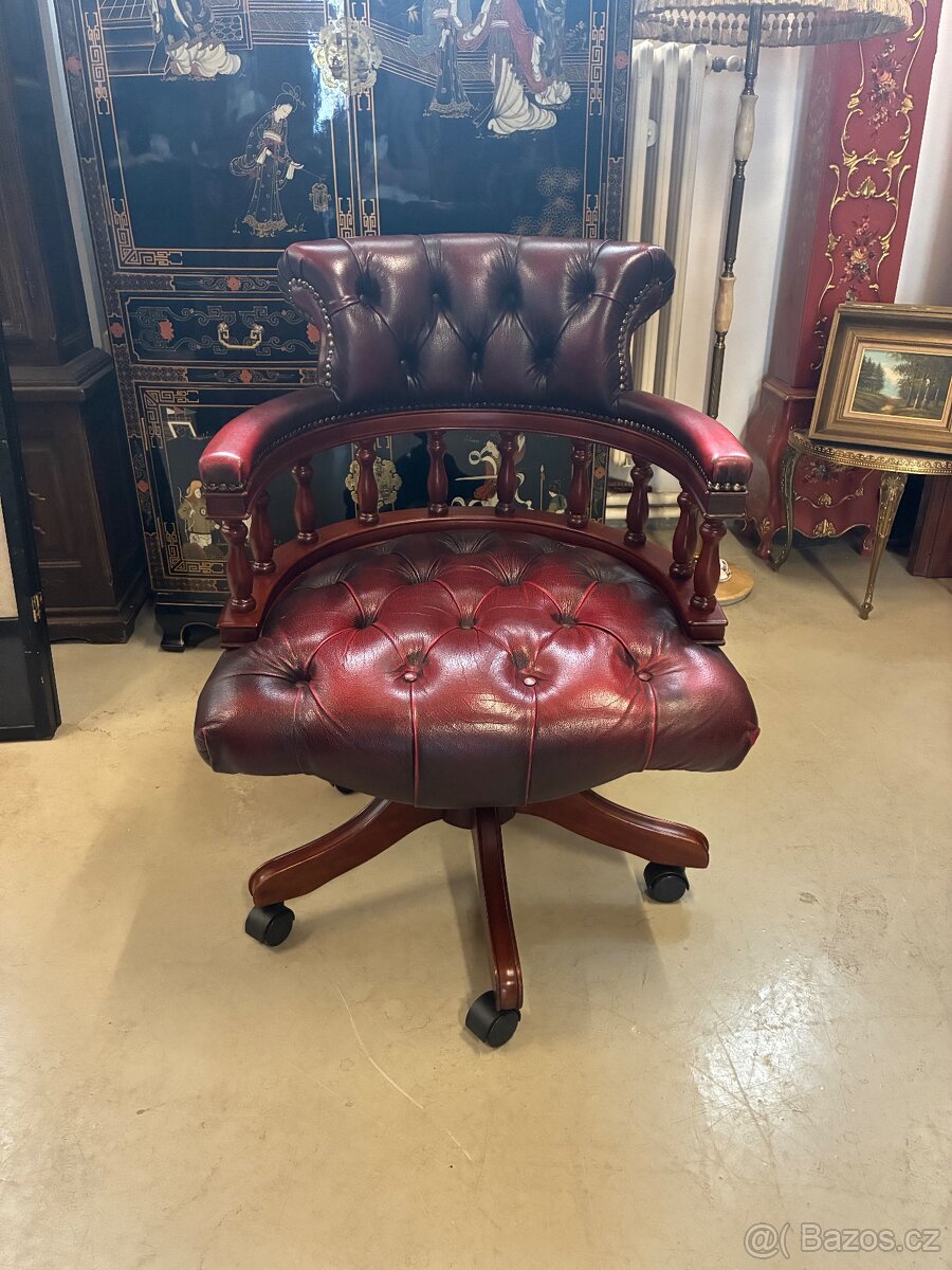 Kožené křeslo styl CHESTERFIELD