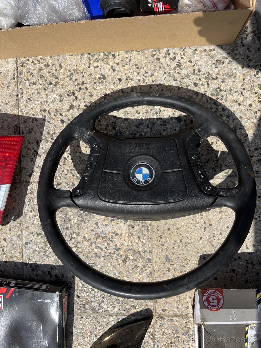 Volant bmw e38 na přešití