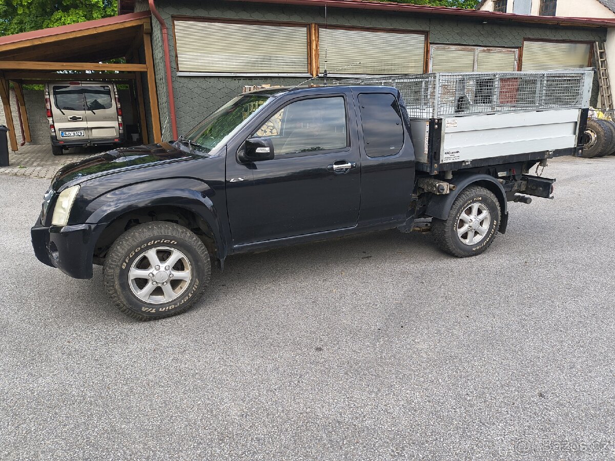 Isuzu D-max, sklápěč