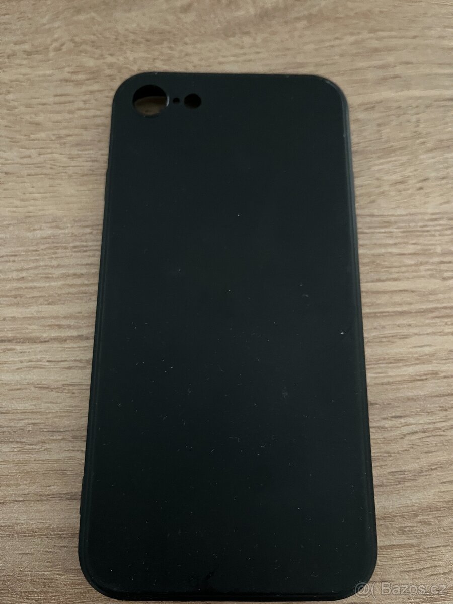 černý kryt pro Apple iPhone 7/8/SE(2020)/(2022)