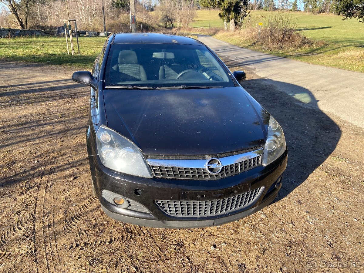 Opel Astra GTC 2.0 147kw