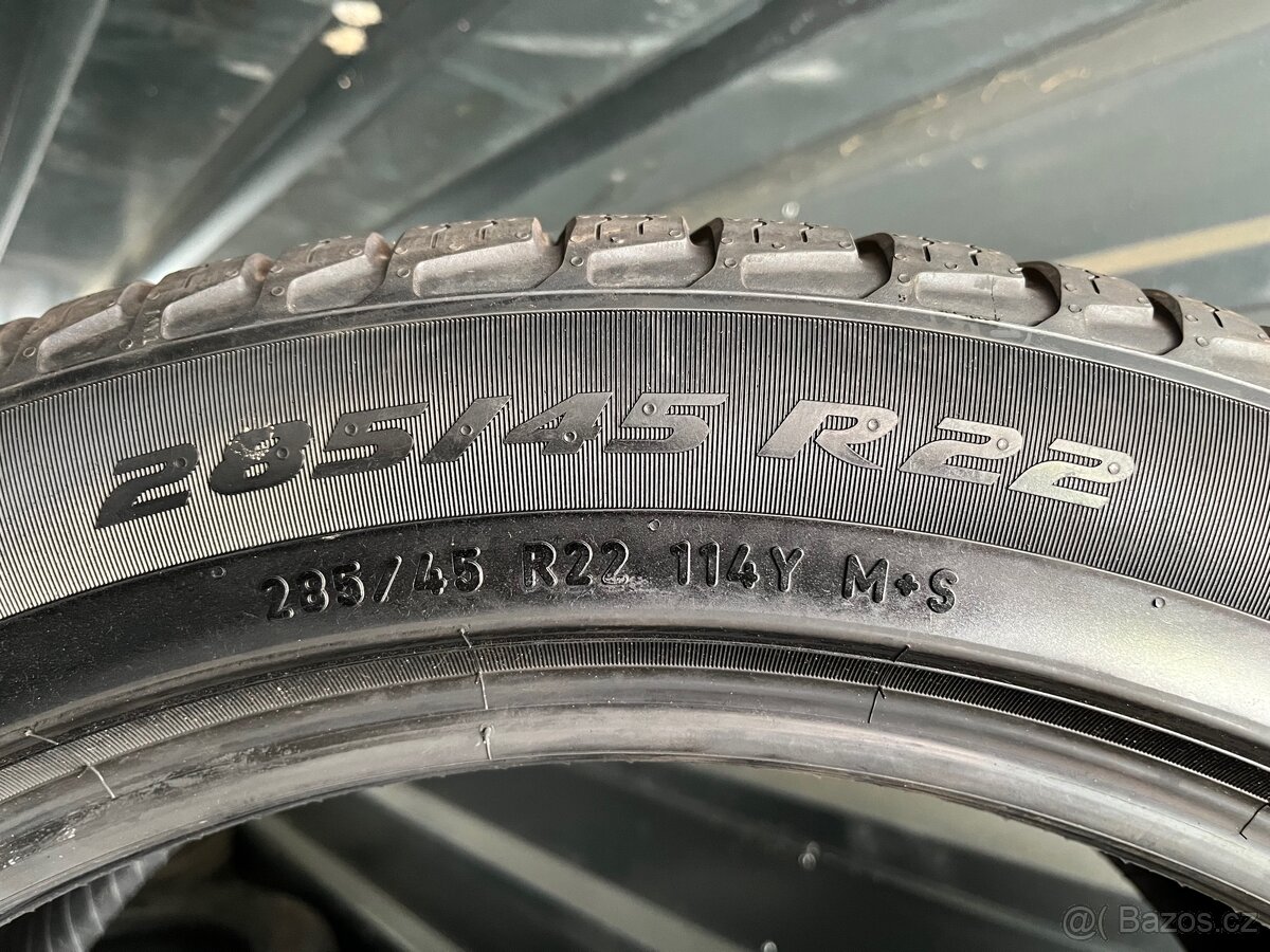 285/45 R22 114Y